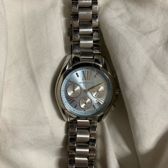 Michael Kors Silver Watch - Picture 3 of 3